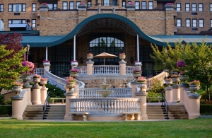 Omni Shoreham Hotel Photo