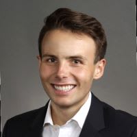 Headshot of Seth Peyla from ZOMA Capital