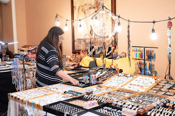 Art Market 4