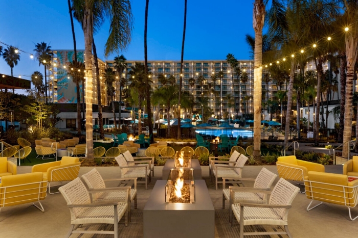 Town & Country San Diego Photo